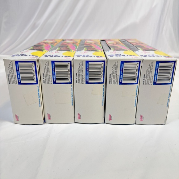 Spice Girls On Tour Doll Set – Complete Collection of 5 (1997 Galoob) NIB - Picture 9 of 11